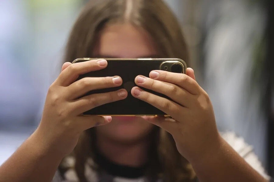 Malaysia to Ban Social Media for Minors Under 16